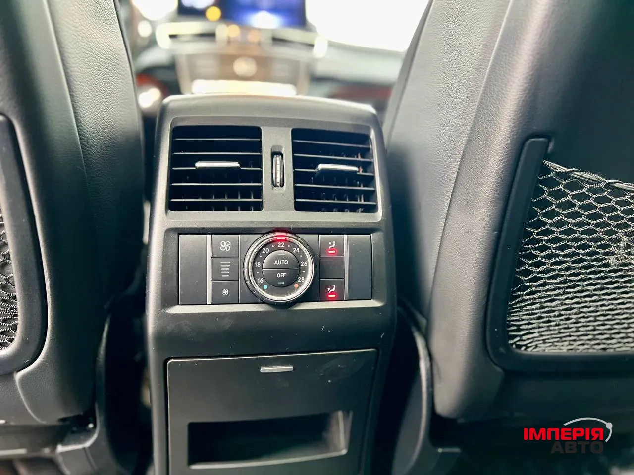 Mercedes-Benz GLS - фото 37