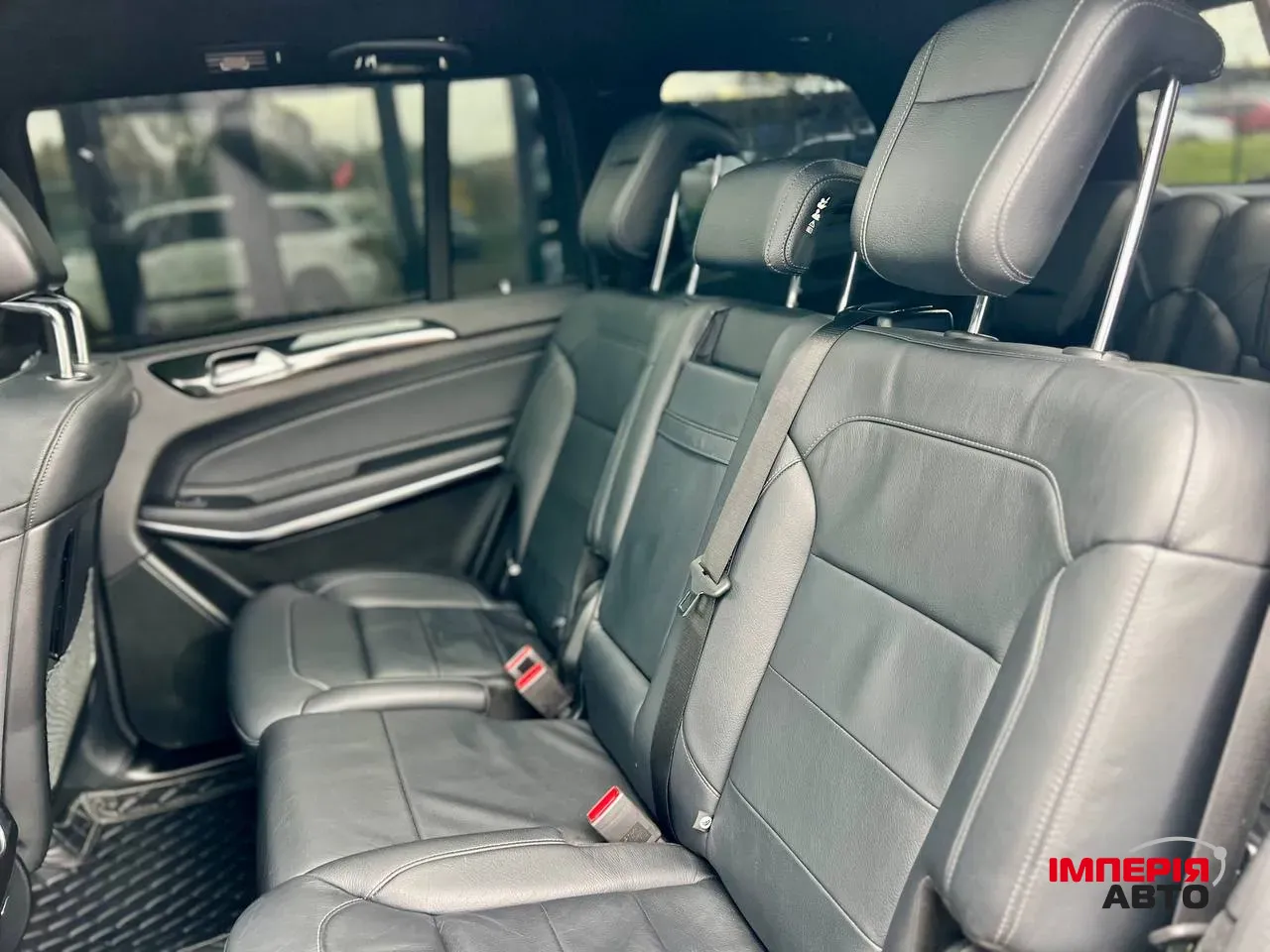 Mercedes-Benz GLS - фото 39