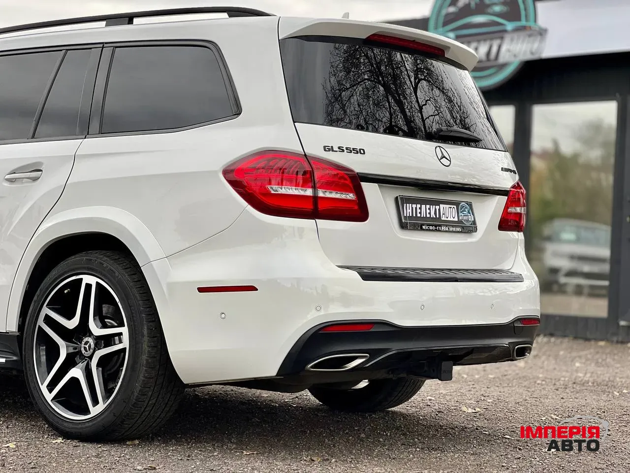 Mercedes-Benz GLS - фото 11