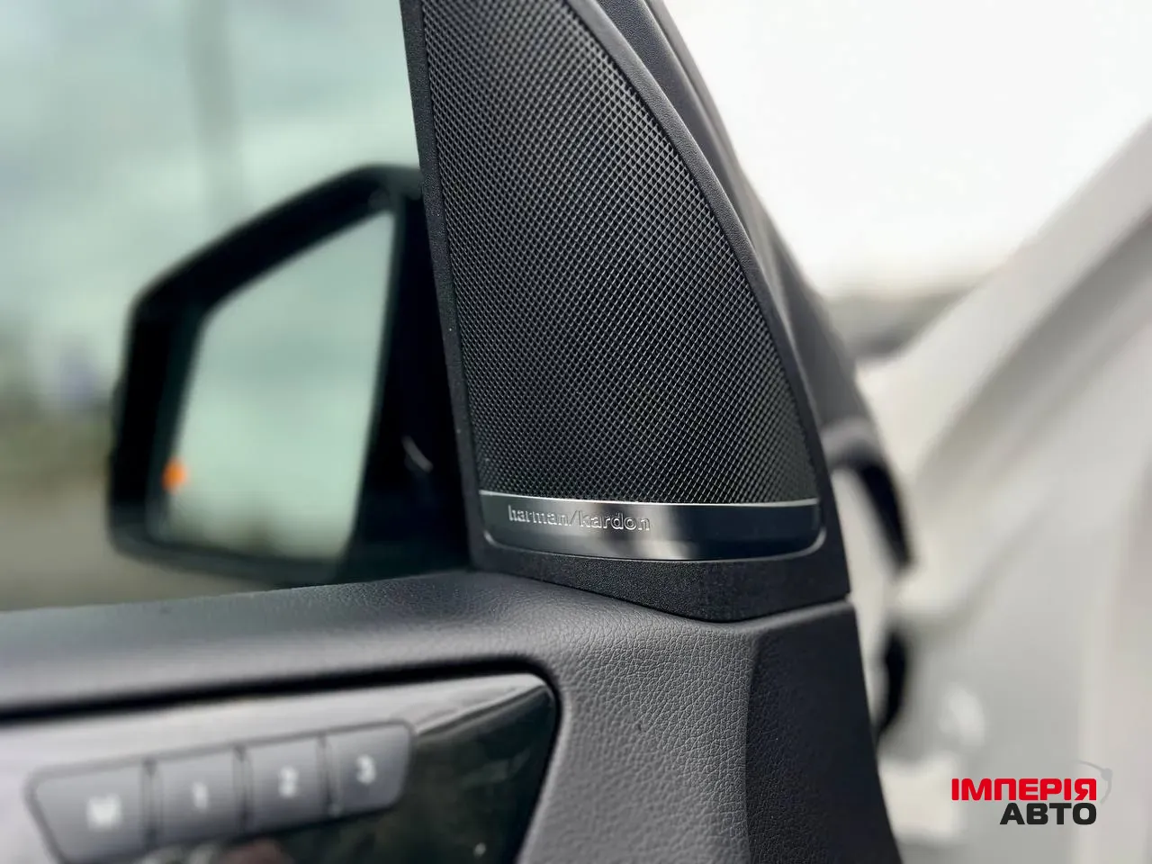 Mercedes-Benz GLS - фото 34