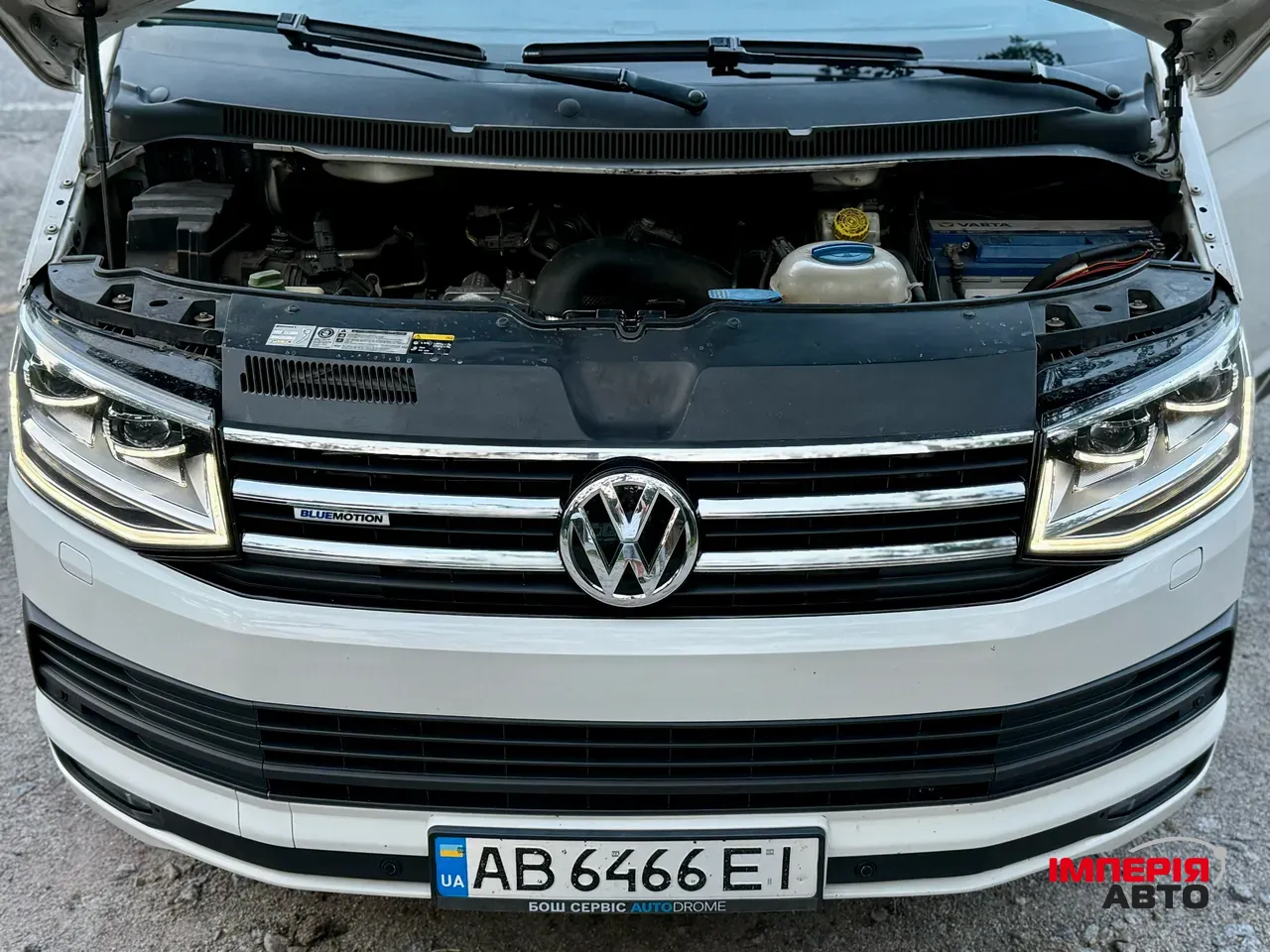 Volkswagen Multivan - фото 32