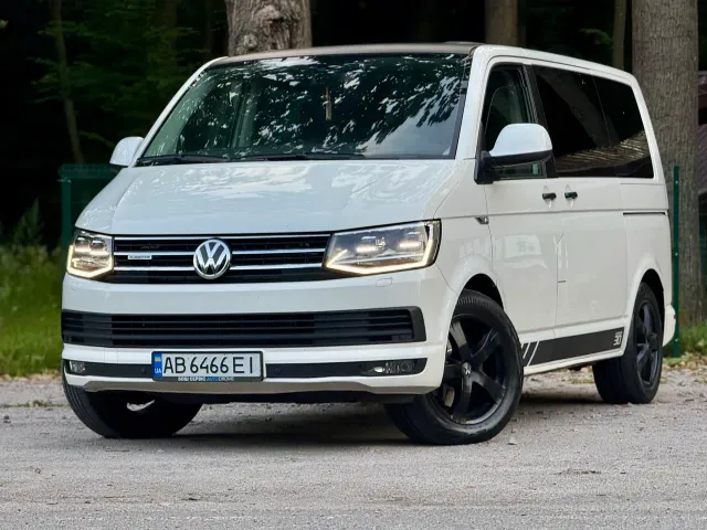 Volkswagen Multivan - фото 1