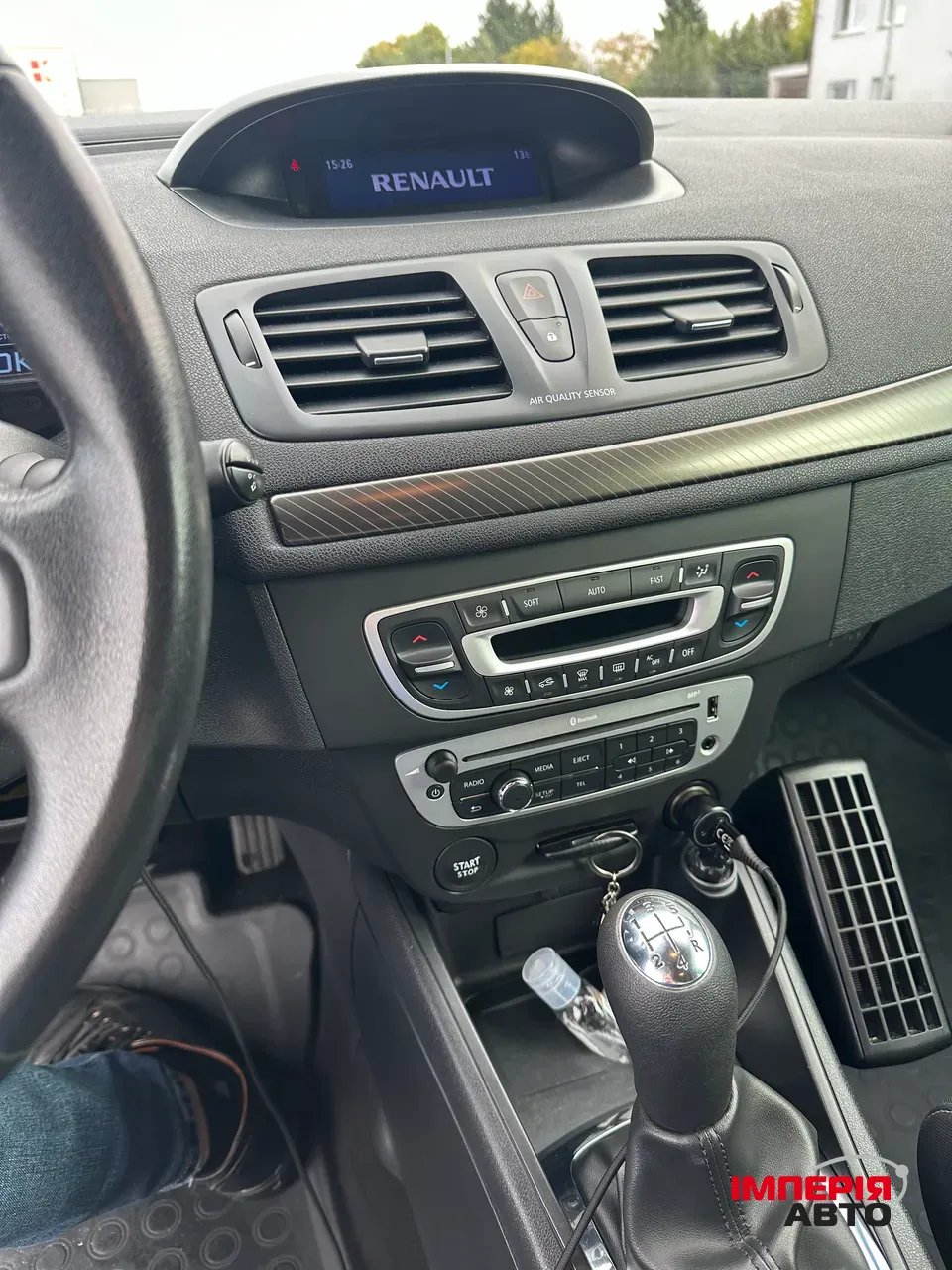 Renault Megane - фото 14