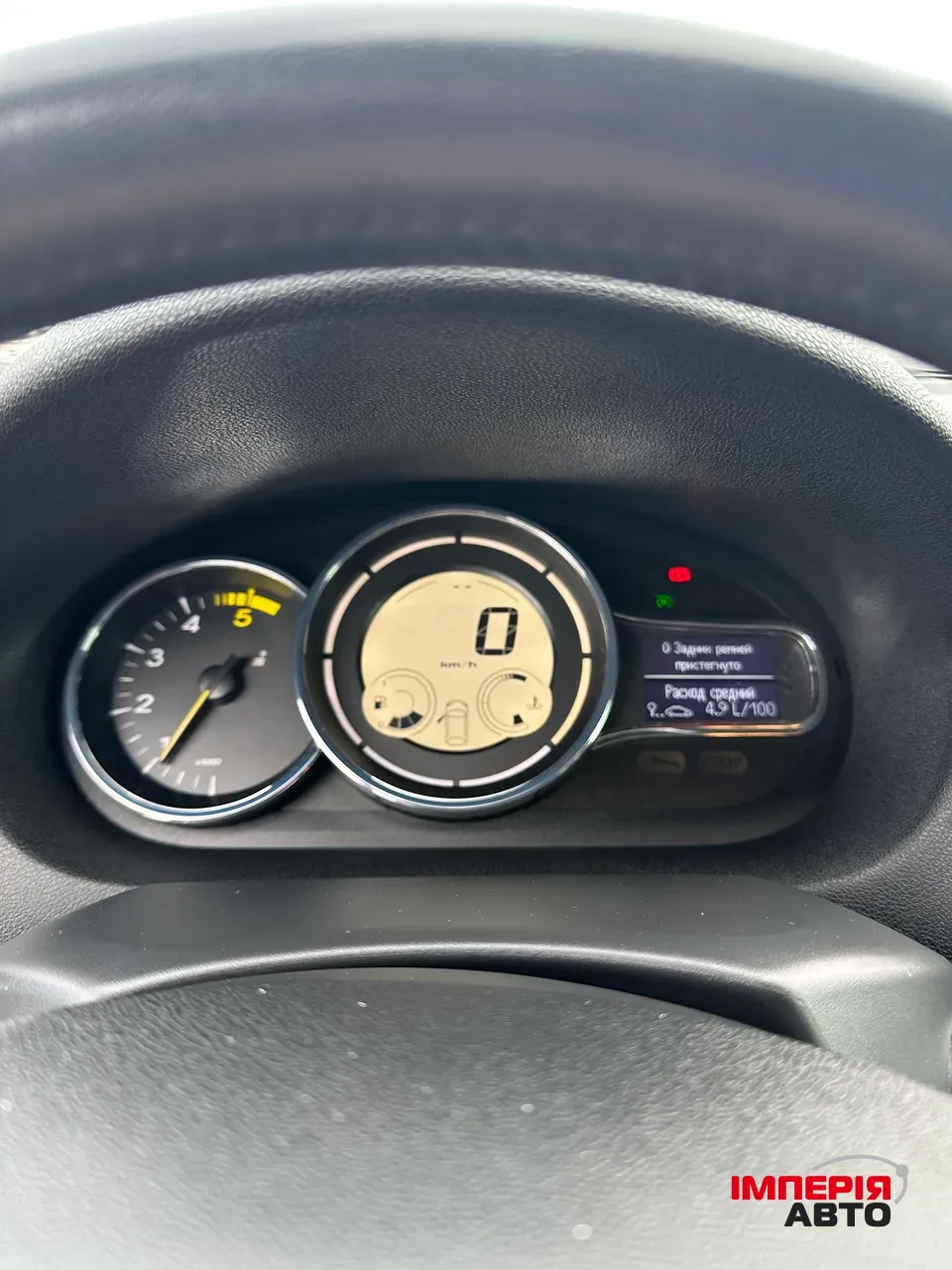 Renault Megane - фото 15