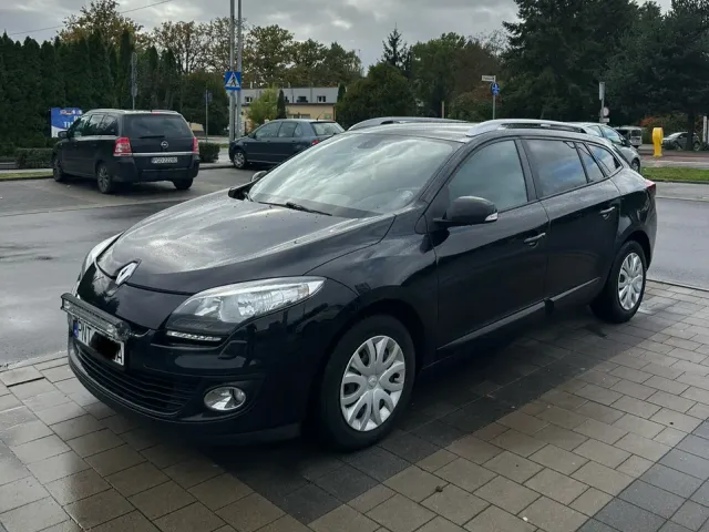 Renault Megane - фото 1
