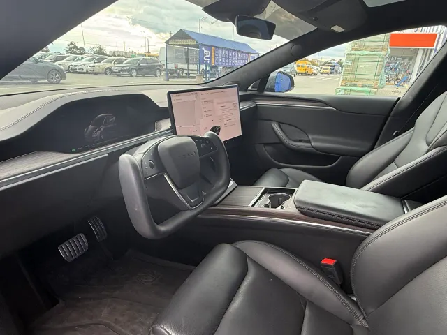 Tesla Model S - фото 5