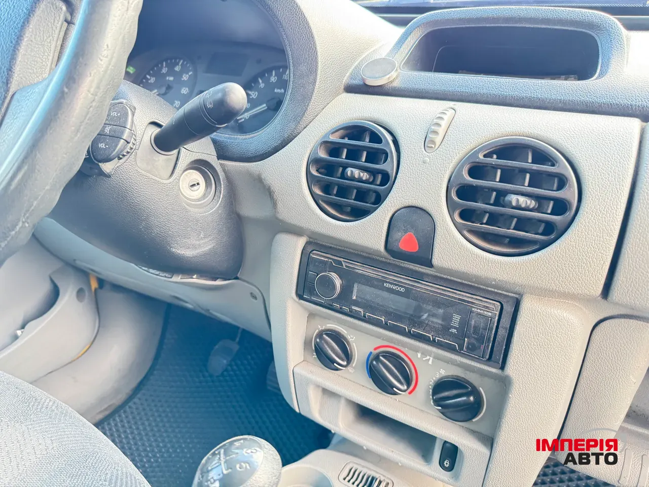 Renault Kangoo - фото 8