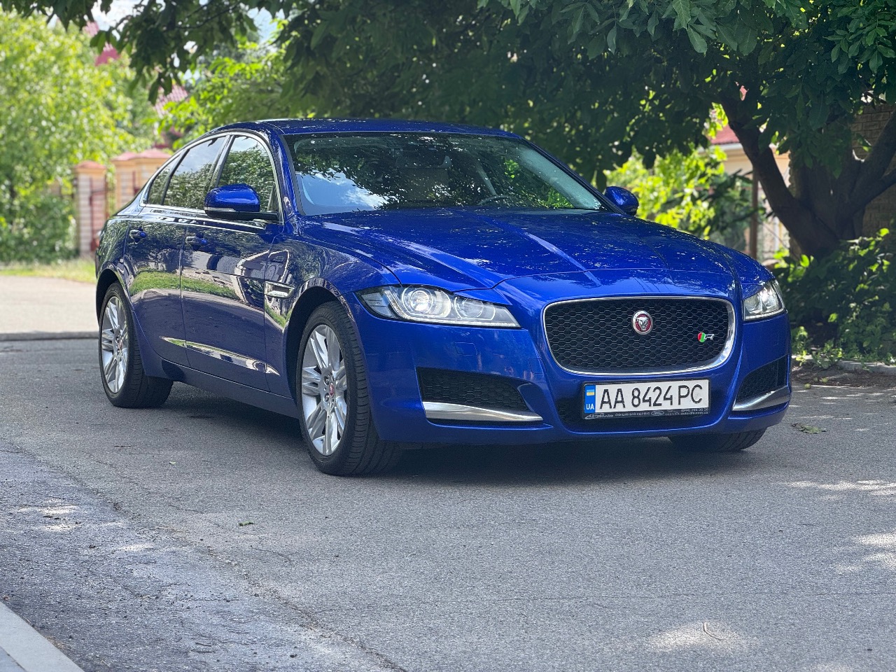 Jaguar XF - фото 13