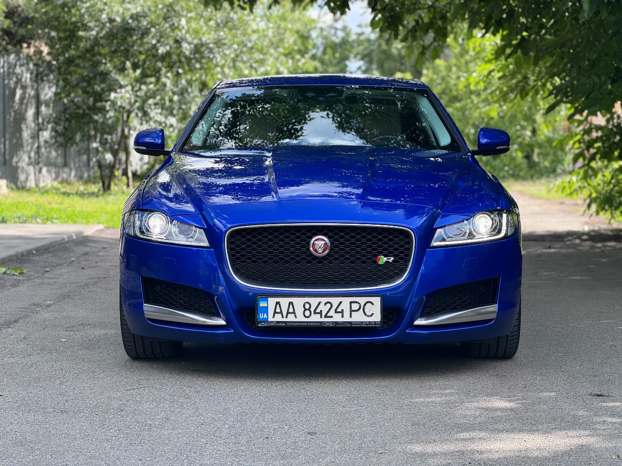 Jaguar XF - фото 25