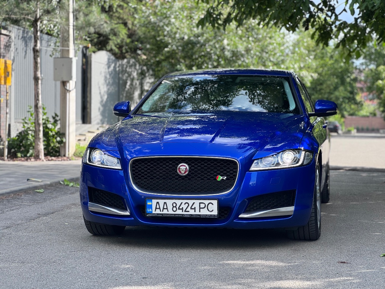 Jaguar XF - фото 22