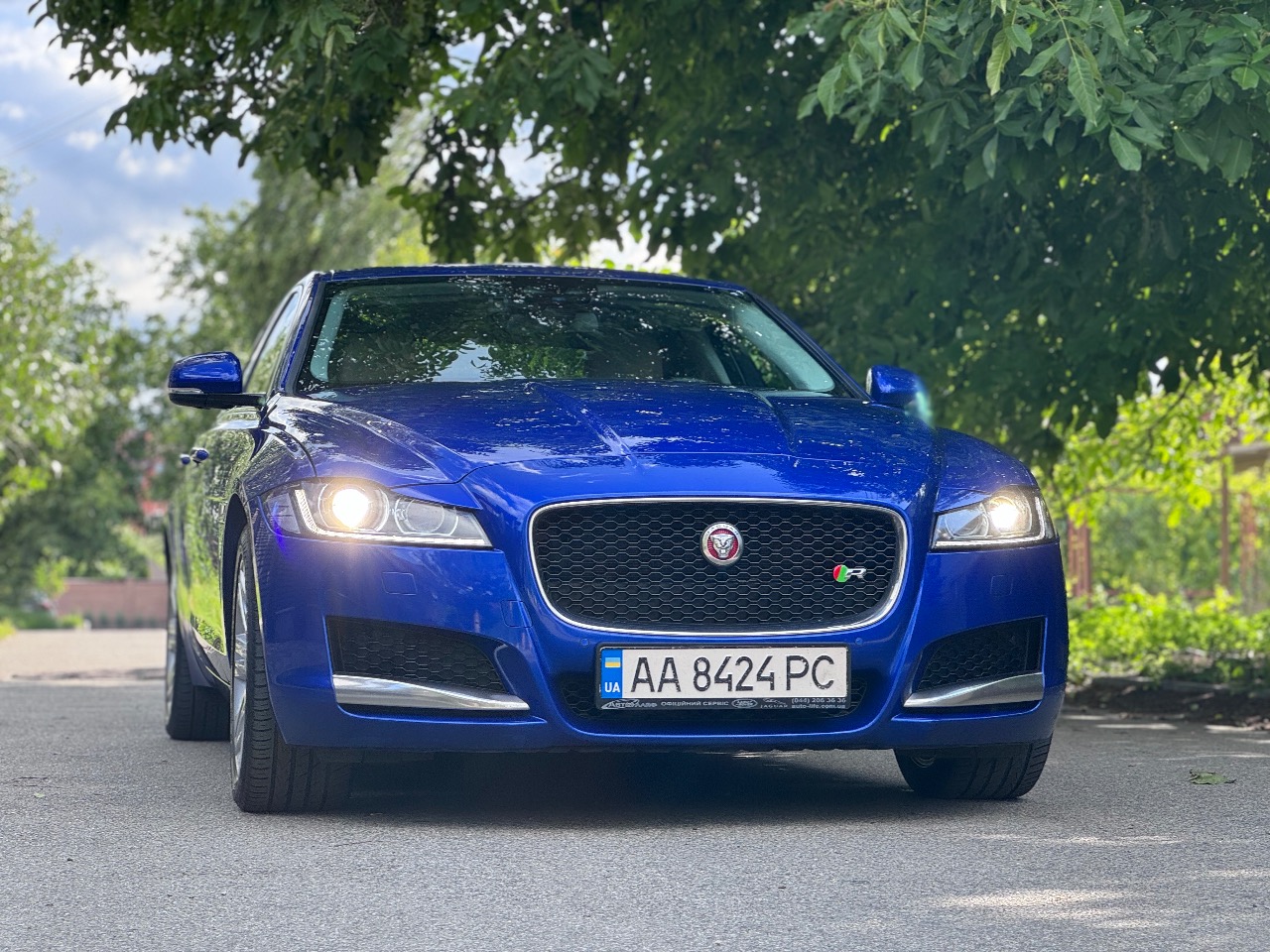Jaguar XF - фото 2