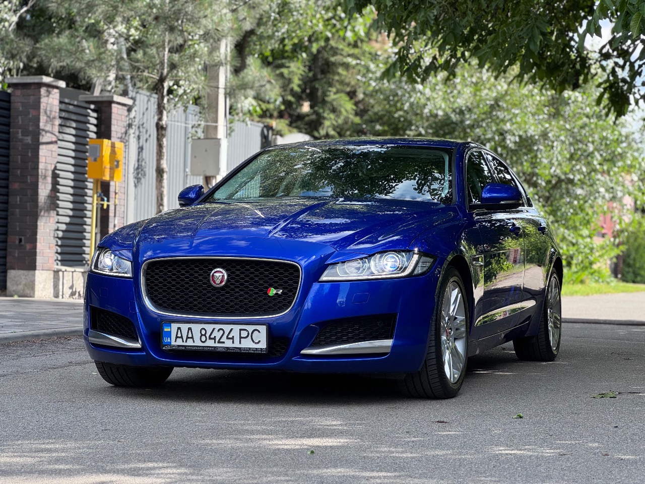 Jaguar XF - фото 11
