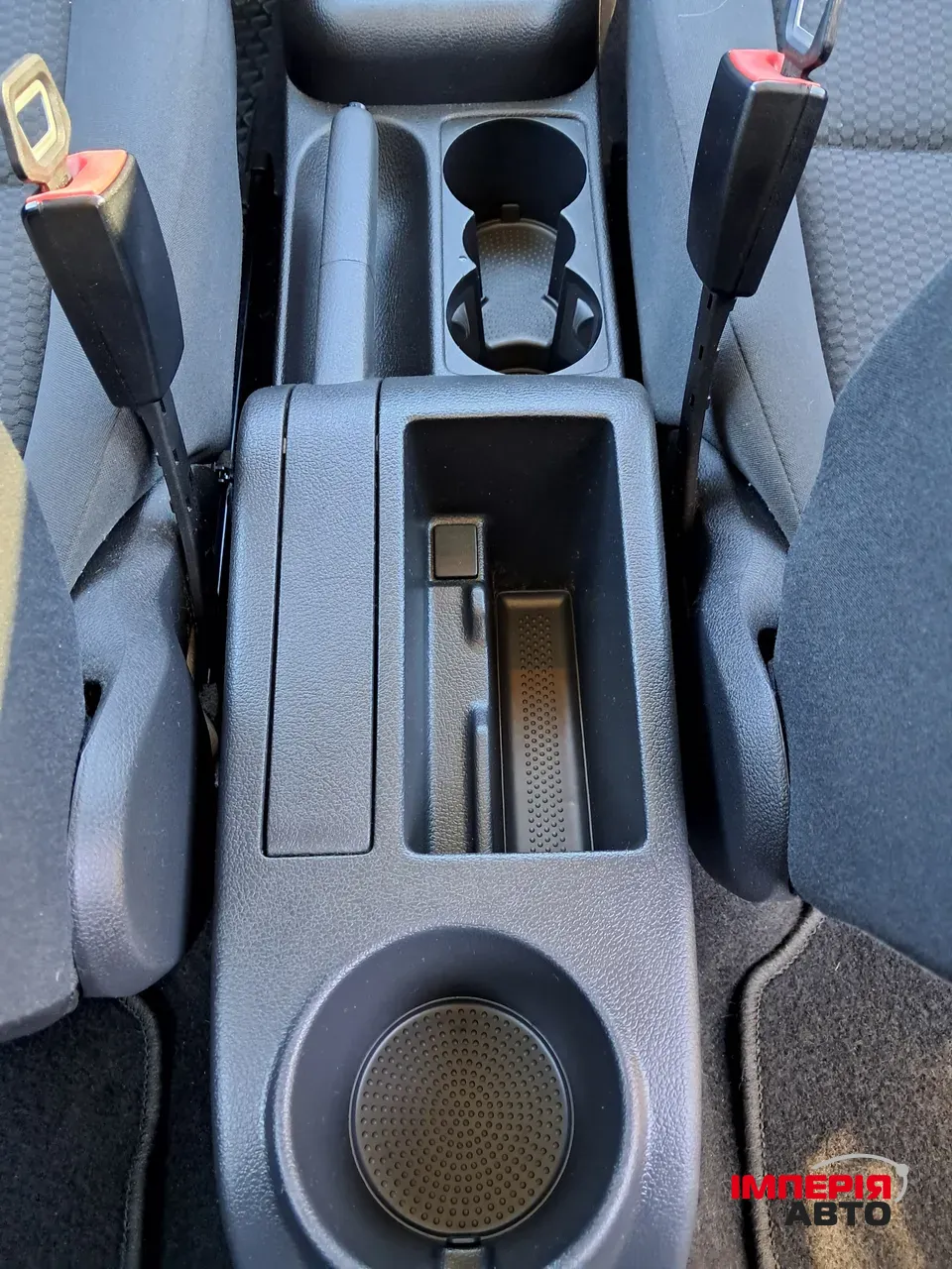 Volkswagen Golf Plus - фото 13