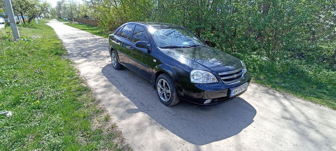 Chevrolet Lacetti - фото 1