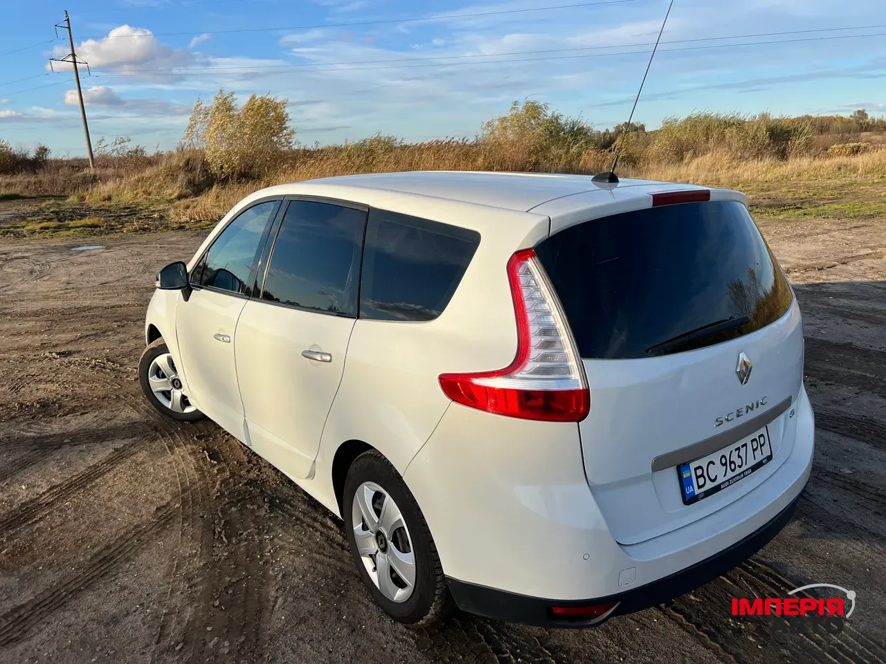 Renault Scenic - фото 2