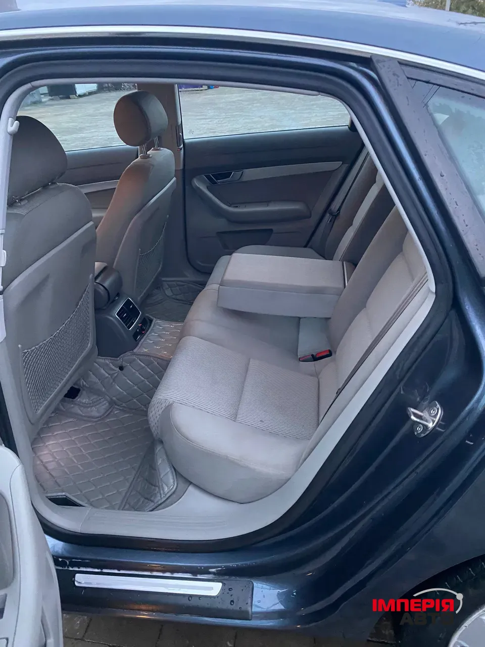 Audi A6 - фото 15