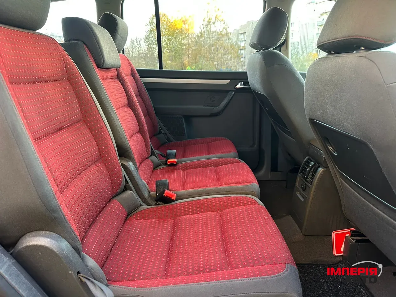 Volkswagen Touran - фото 17