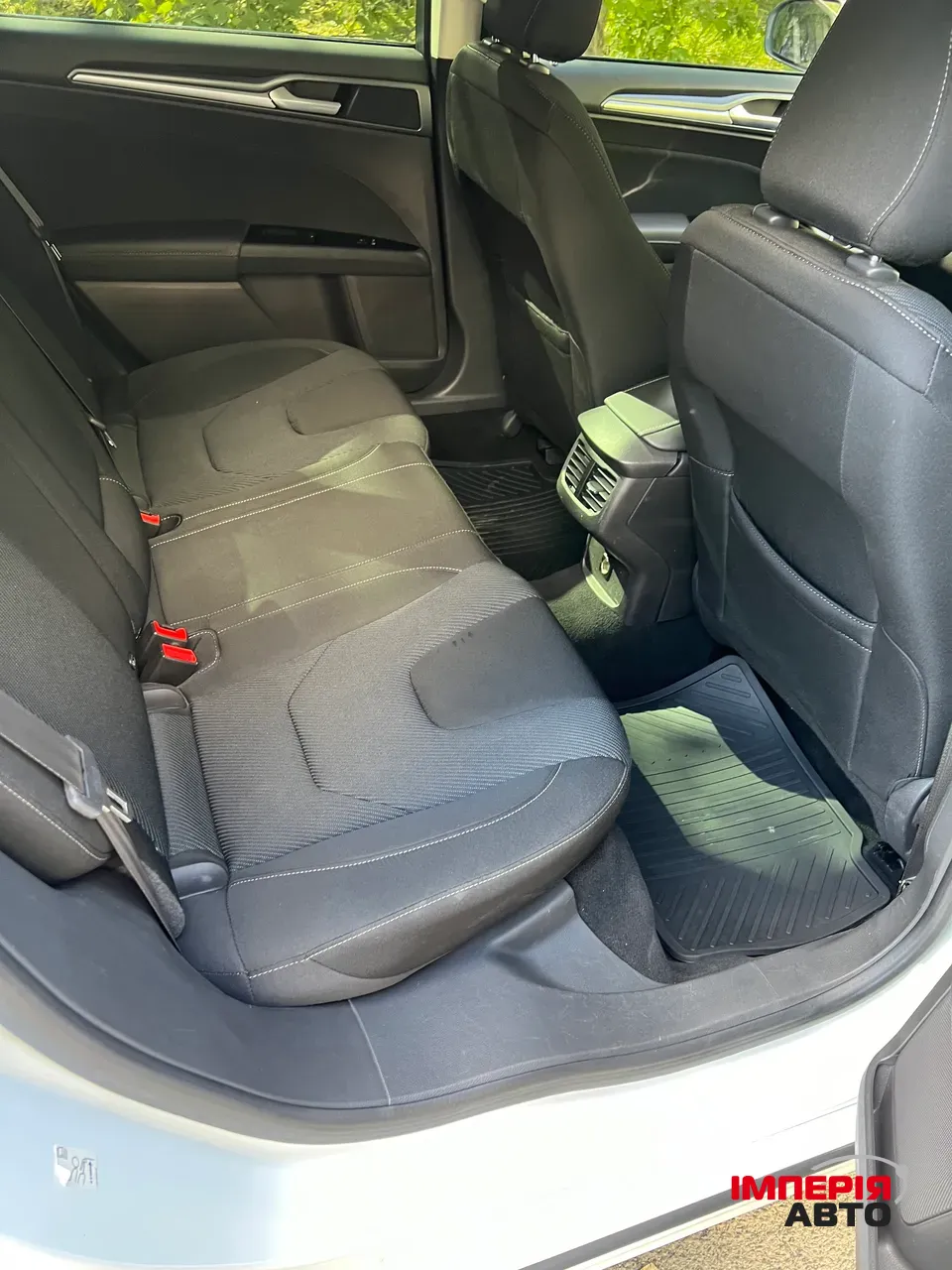 Ford Mondeo - фото 16