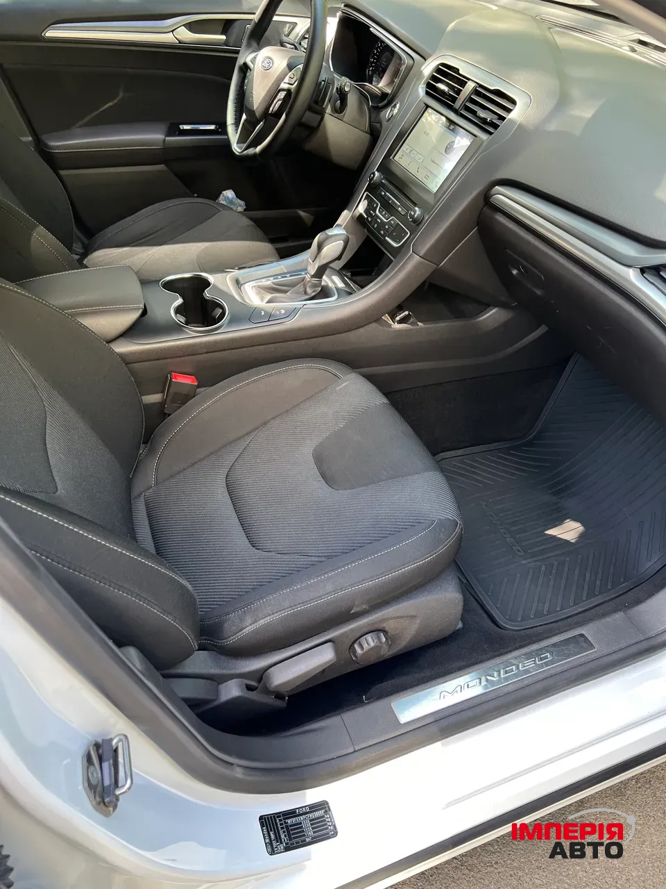 Ford Mondeo - фото 17