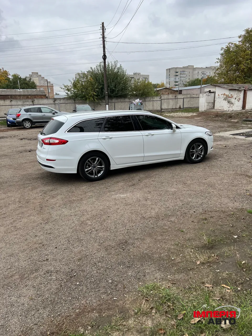 Ford Mondeo - фото 1