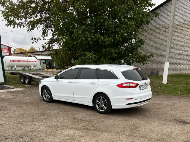 Ford Mondeo - фото 2