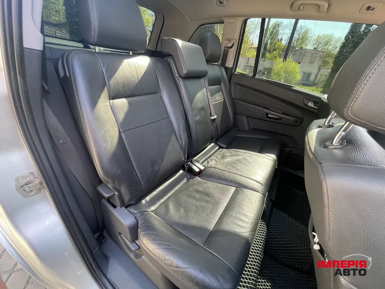 Opel Zafira - фото 11