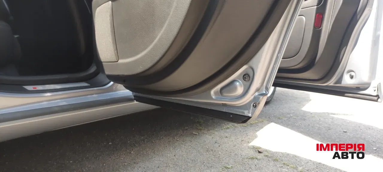 Audi A4 - фото 19