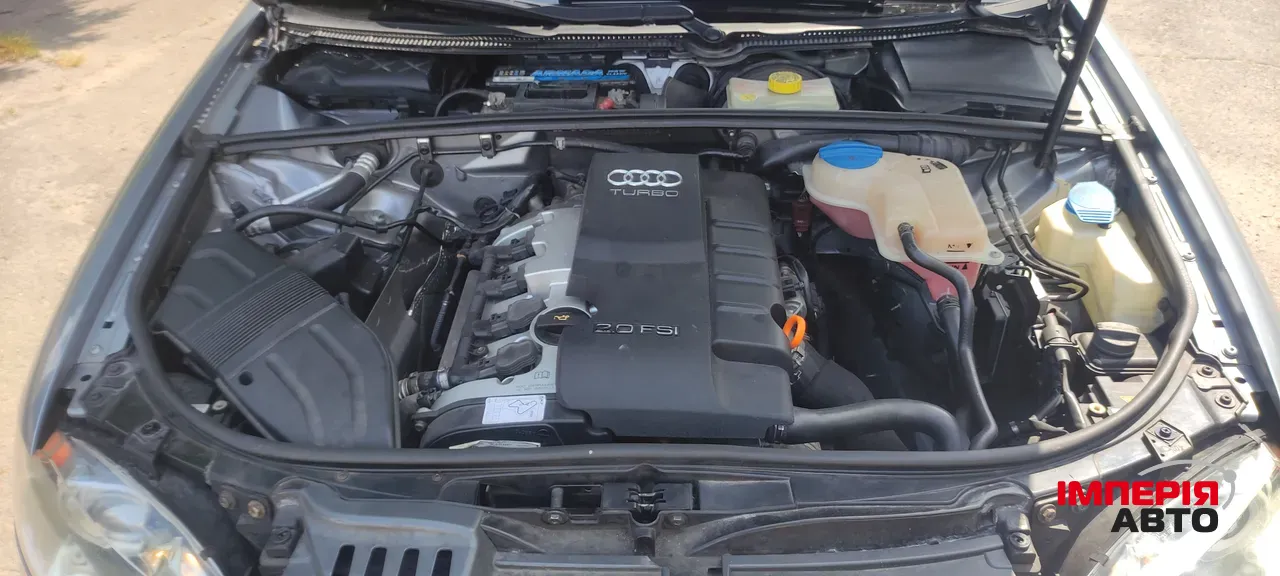 Audi A4 - фото 27