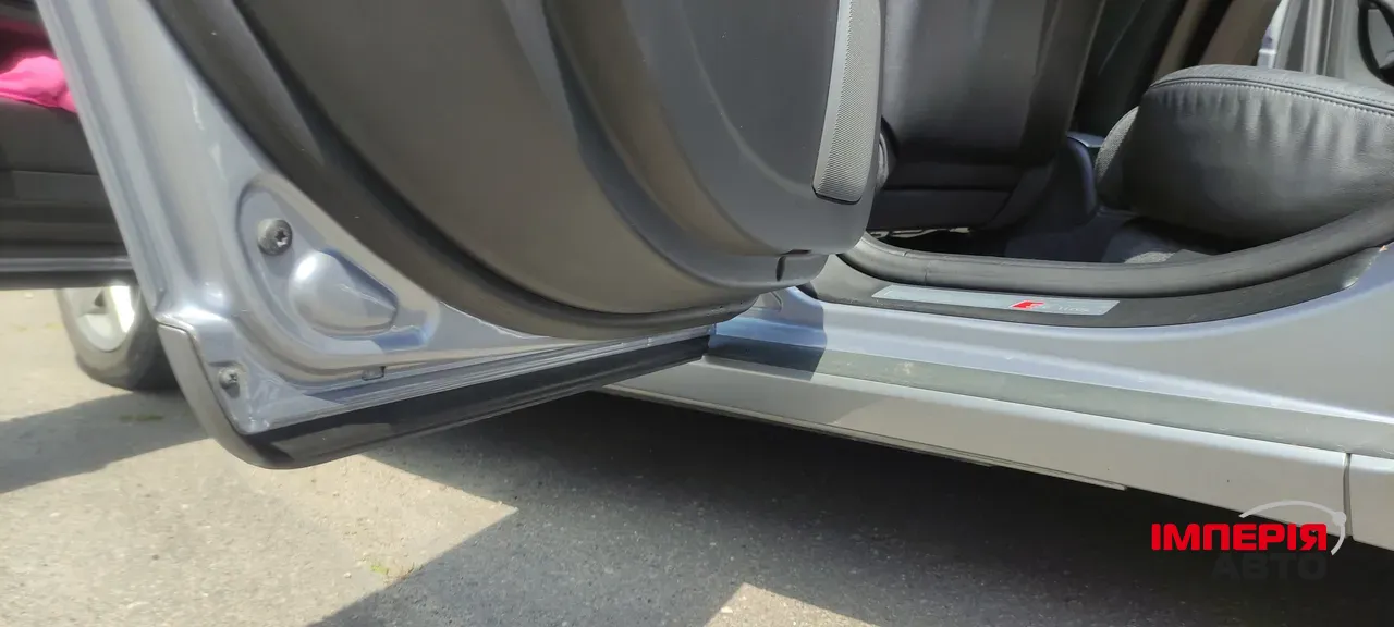 Audi A4 - фото 18