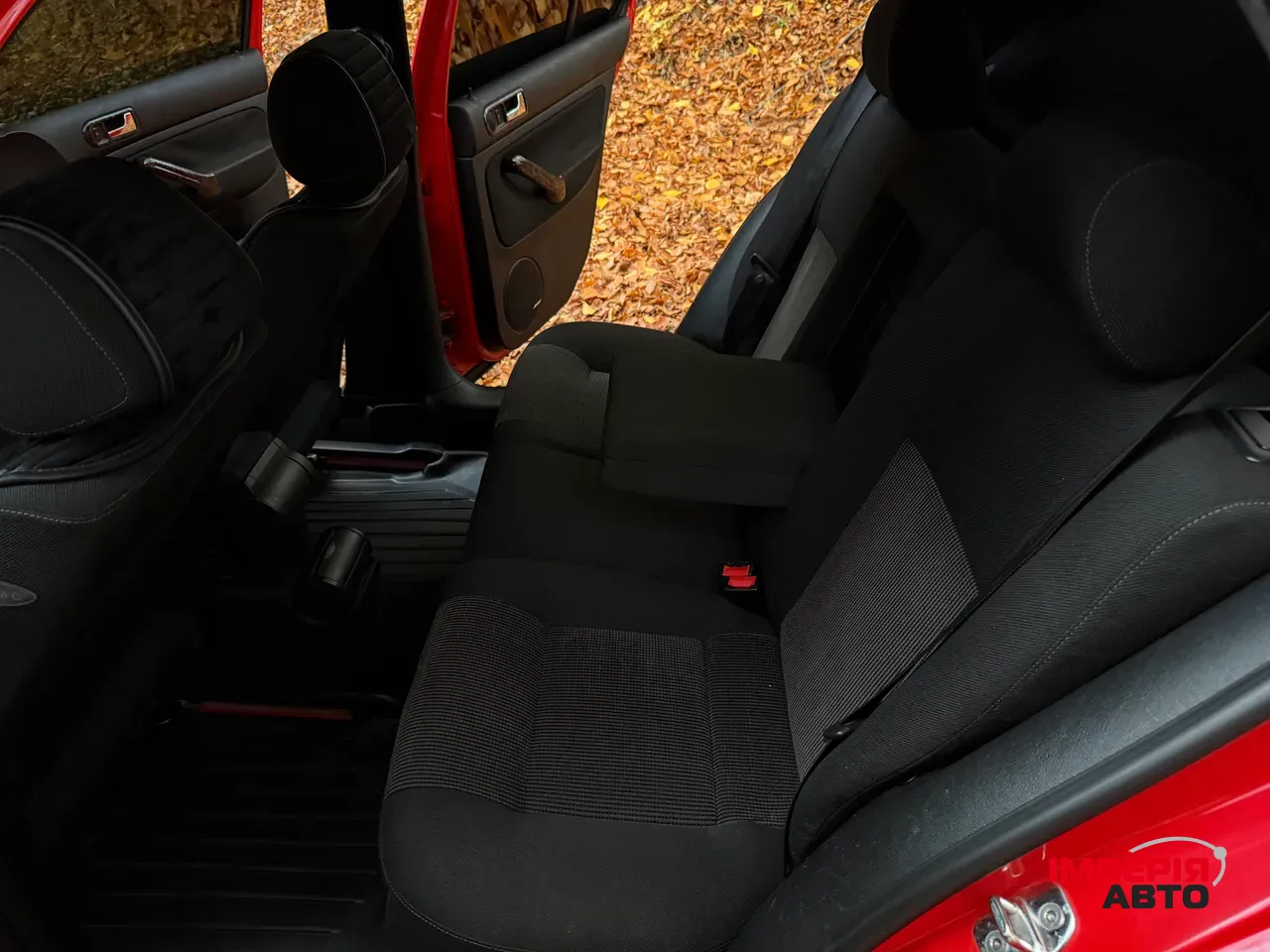 Volkswagen Golf - фото 18