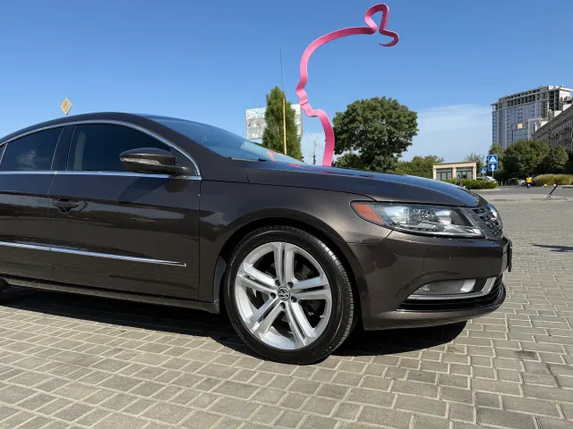 Volkswagen Passat CC - фото 4