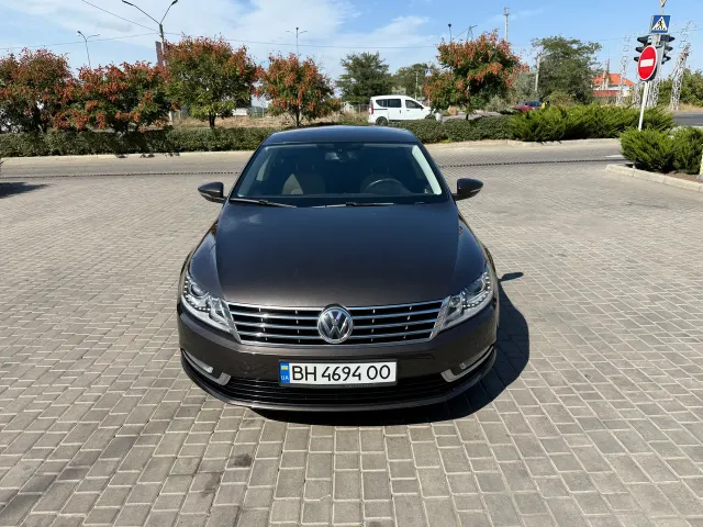Volkswagen Passat CC - фото 2