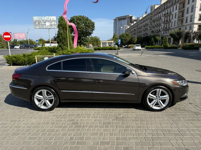 Volkswagen Passat CC - фото 5