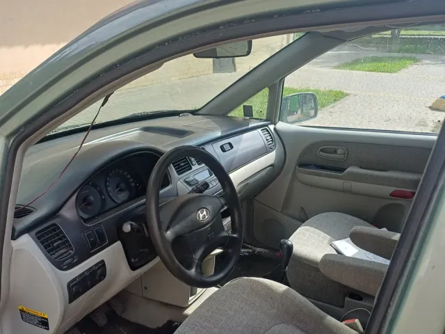 Hyundai Trajet - фото 4