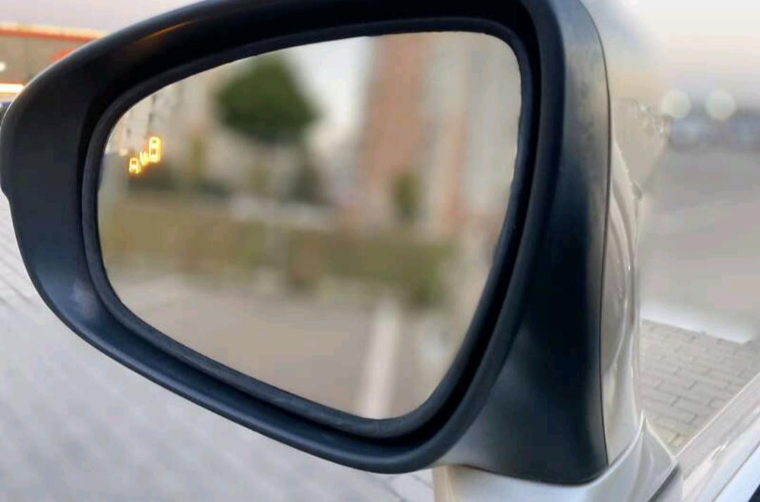 Lexus ES - фото 19