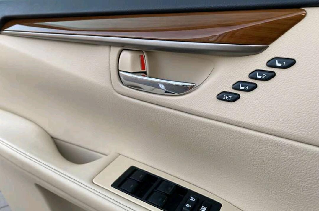 Lexus ES - фото 23