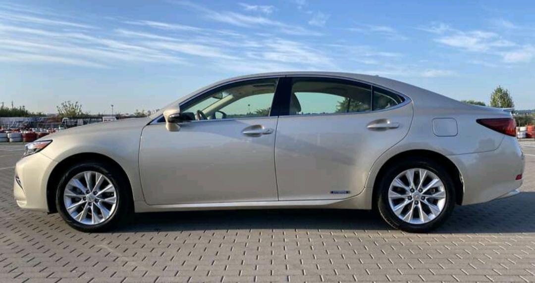 Lexus ES - фото 27