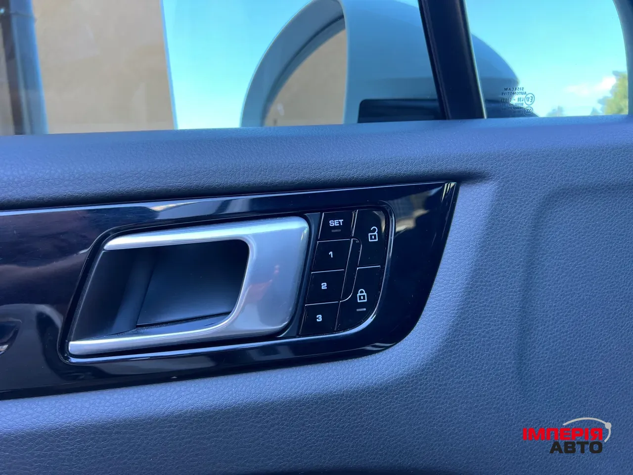 Porsche Cayenne - фото 14