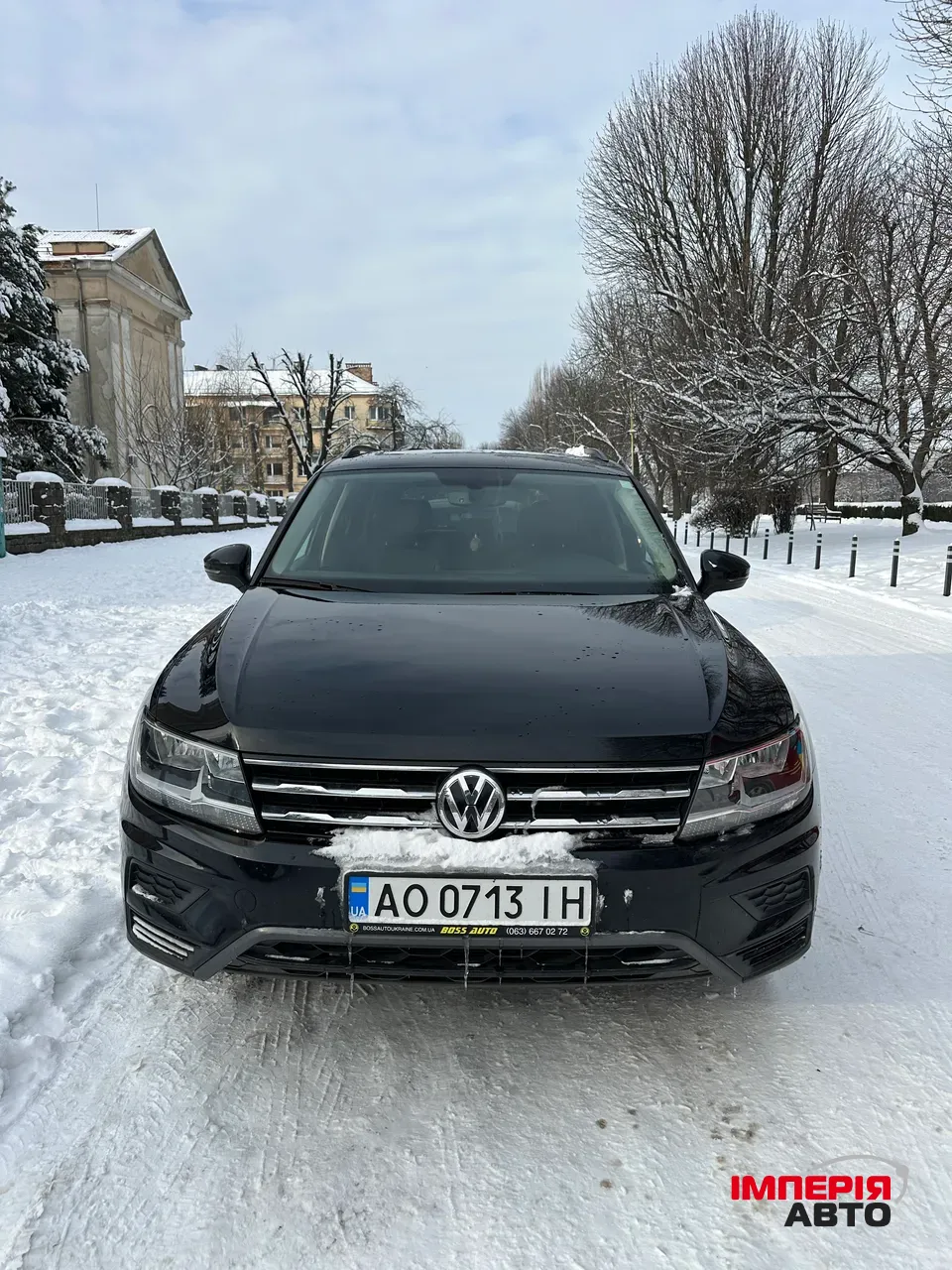 Volkswagen Tiguan - фото 1