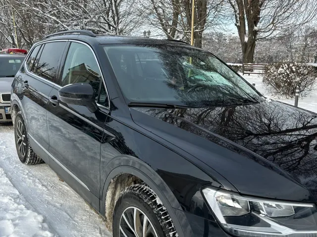 Volkswagen Tiguan - фото 3