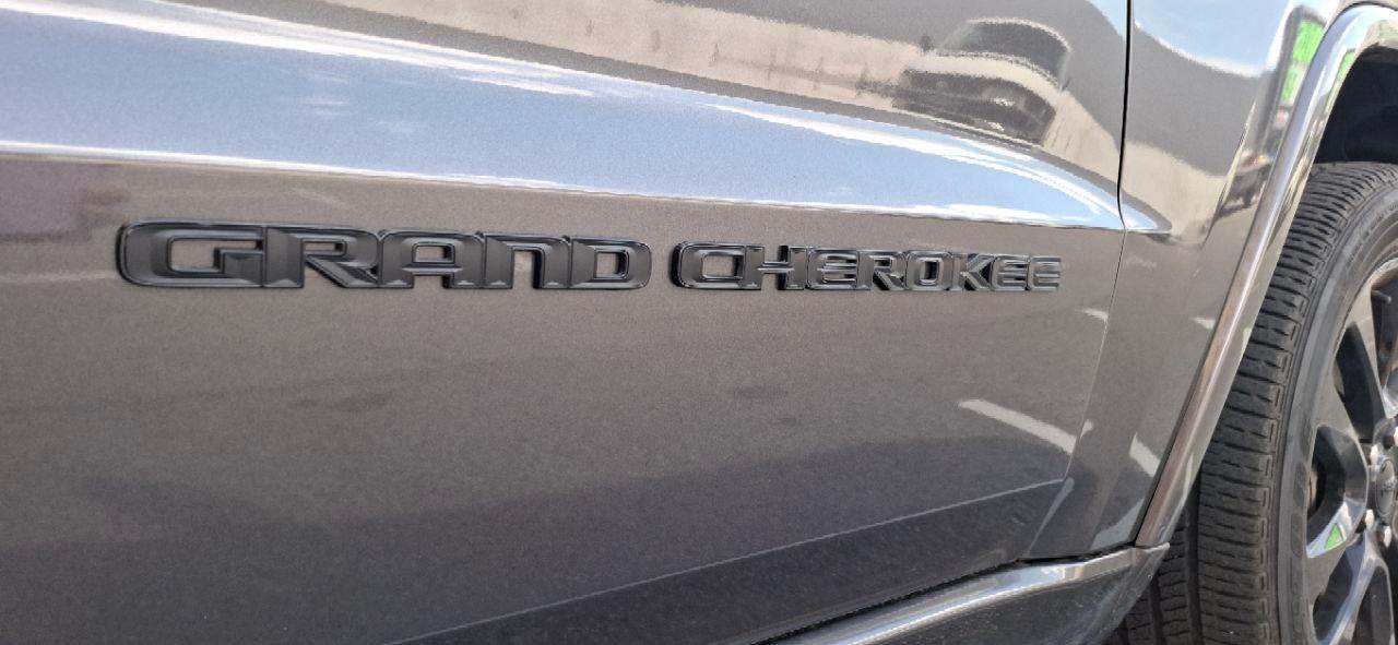 Jeep Grand Cherokee - фото 1
