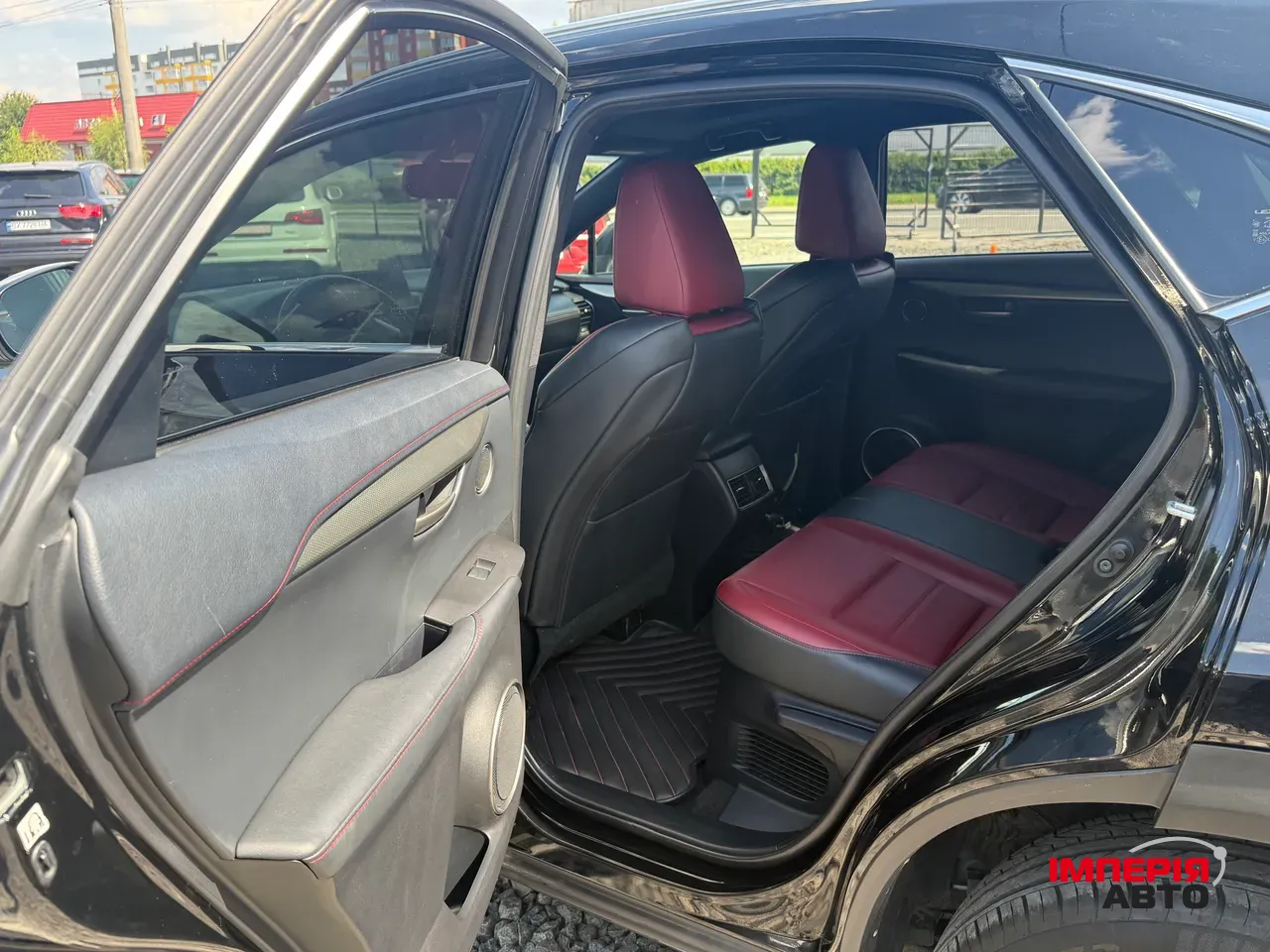 Lexus NX - фото 6