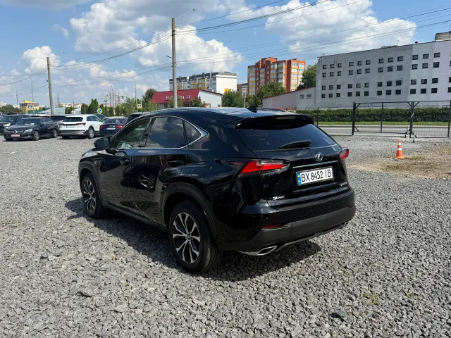 Lexus NX - фото 3