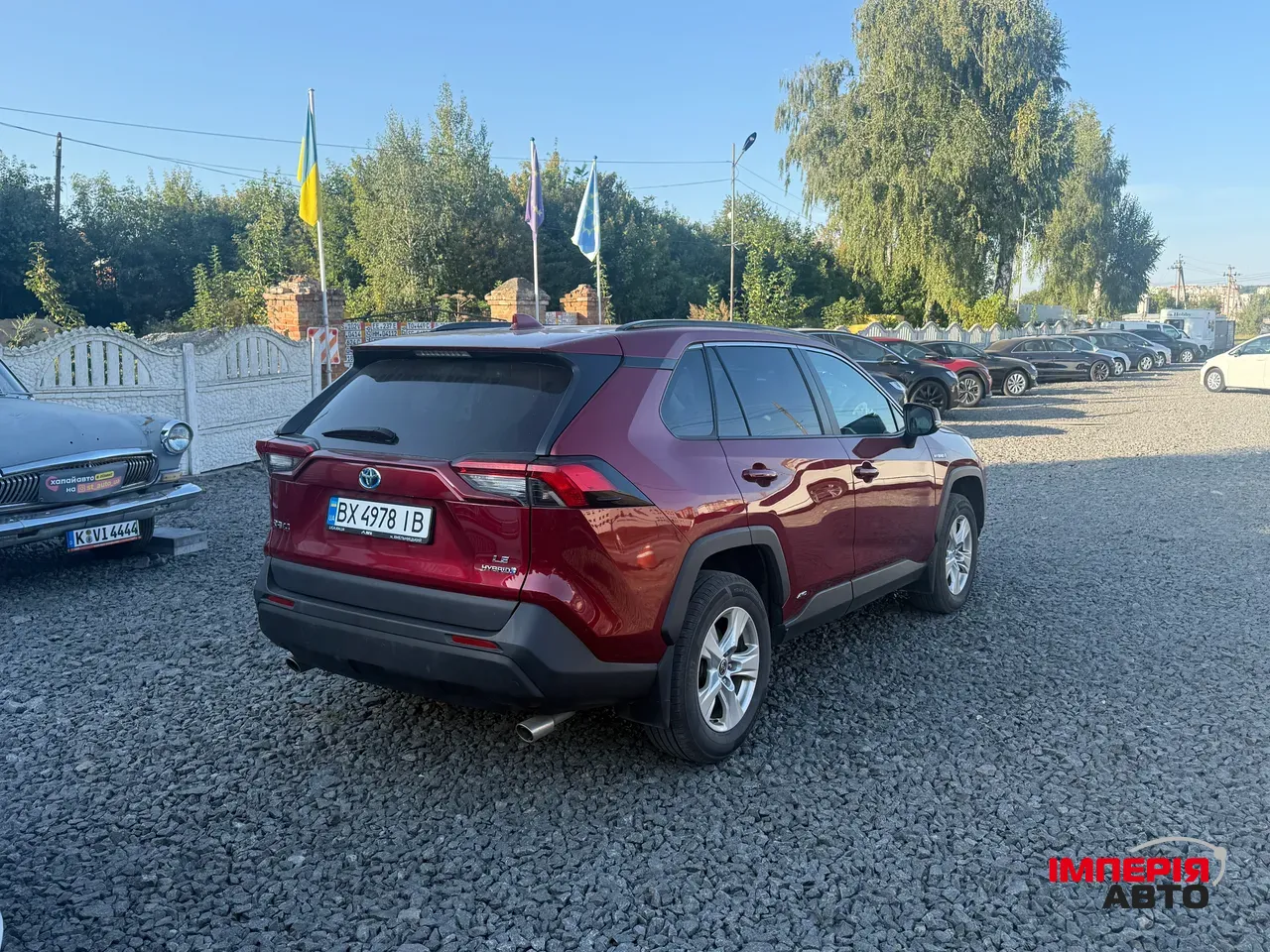 Toyota RAV4 - фото 2