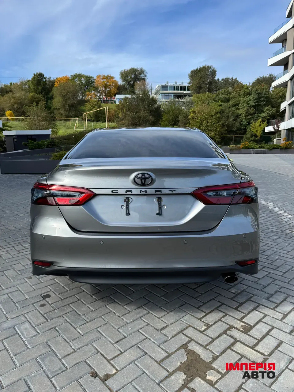 Toyota Camry - фото 5