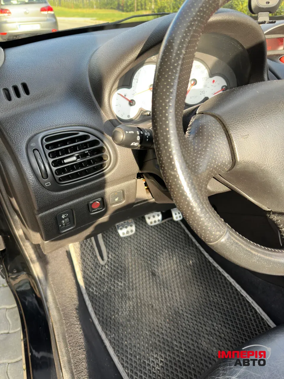 Peugeot 206 - фото 12