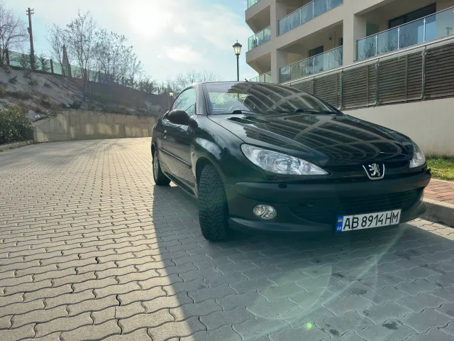 Peugeot 206 - фото 1