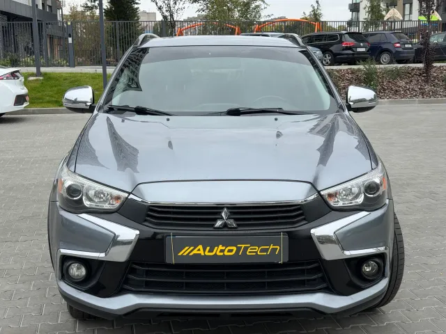 Mitsubishi Outlander Sport - фото 2