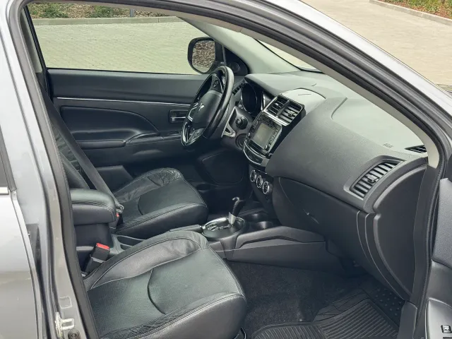 Mitsubishi Outlander Sport - фото 4
