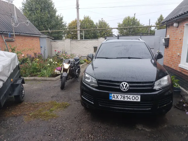 Volkswagen Touareg - фото 4